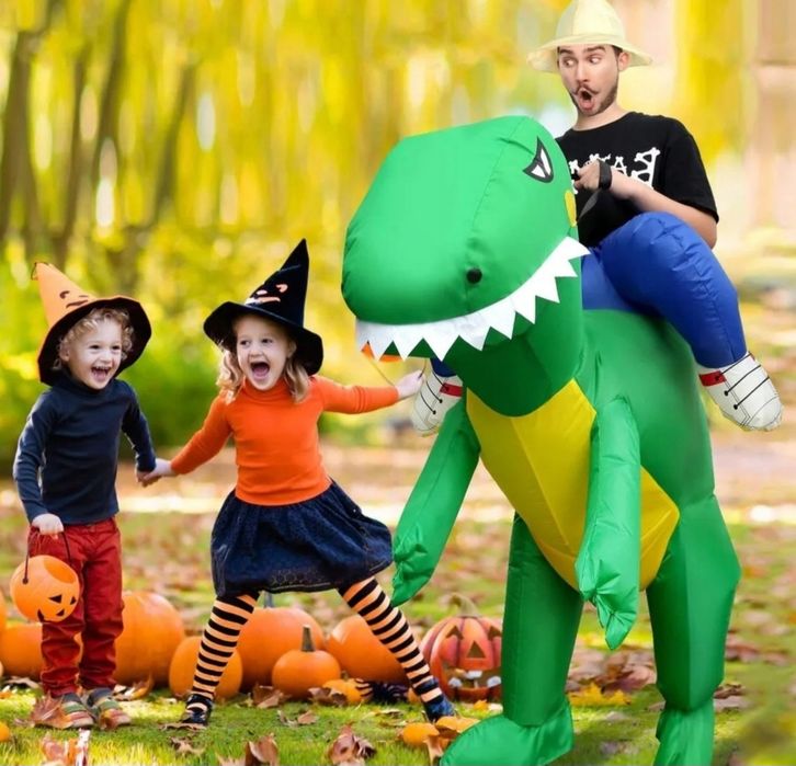 Zielony dinozaur dmuchany