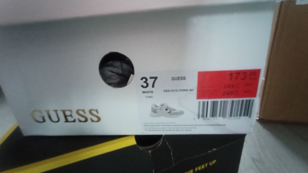 Guess buty skórzane 37