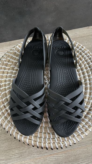 Crocs sandały huarache flat czarne W8 38/39