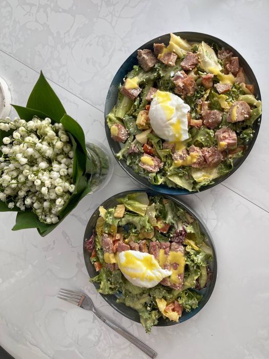 Домашняя еда с ресторанной подачей.