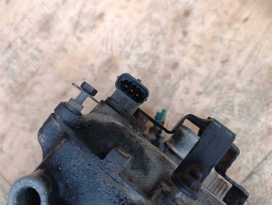 Головка ГБЦ Grande Punto Mito Bravo 500 Romeo Giulieta 1.4 1.6 16V OEM: 55202255 / 55194039 / 199A6000