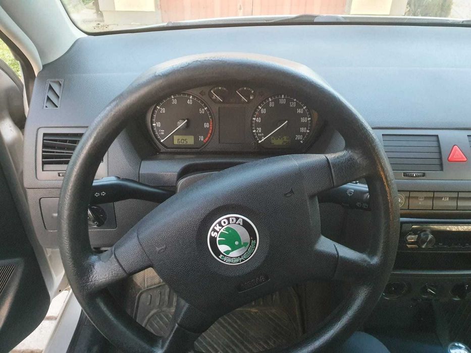 Продаж Шкода Фабіа 2002 р.