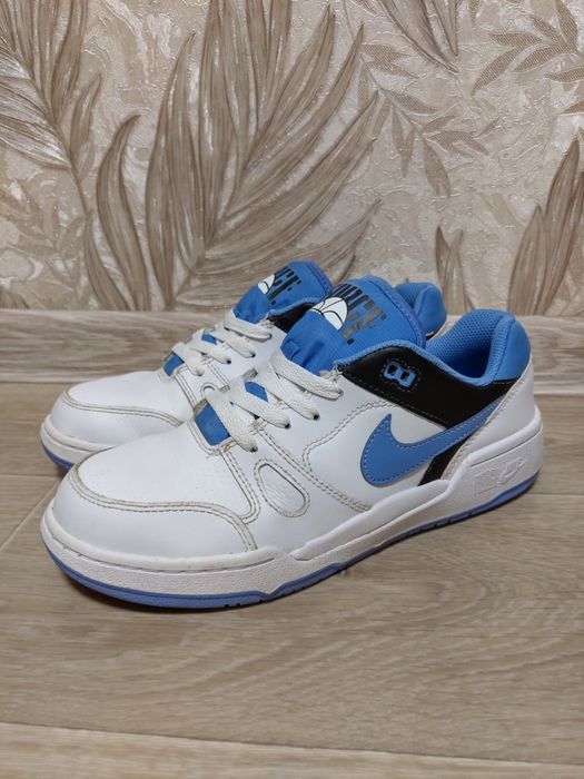 кросівки Nike оригінальні