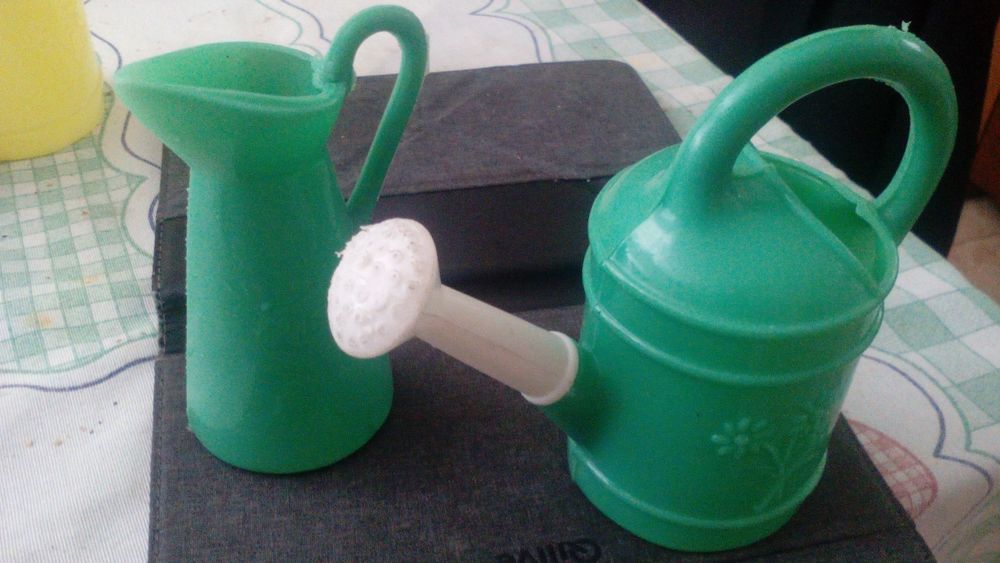 Magnificent Set of Ribeirinho-style Watering Can and Watering Pot (Osul/Pepe-Jato Type)
