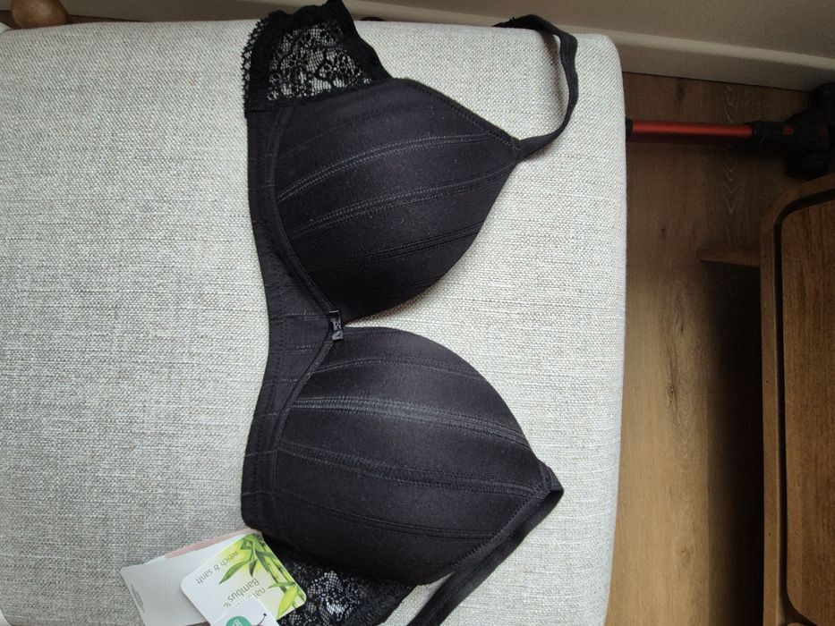 Biustonosz Sassa 75b