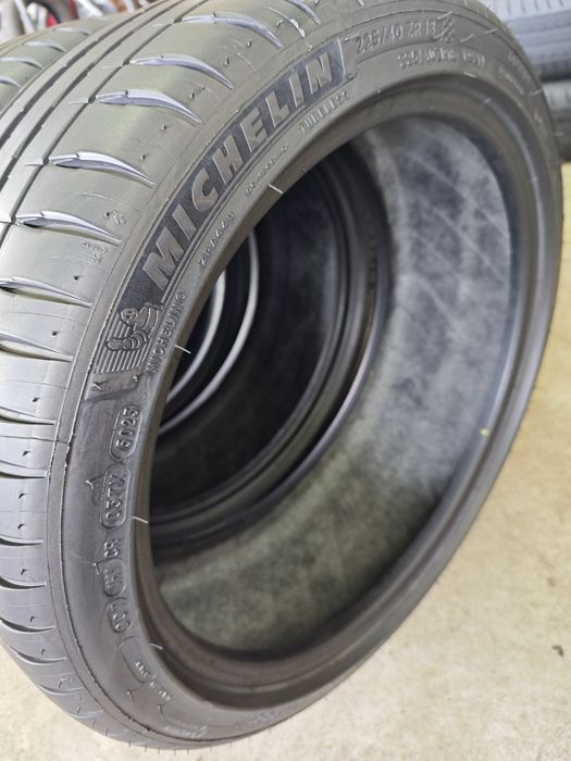 225/40R18 Michelin