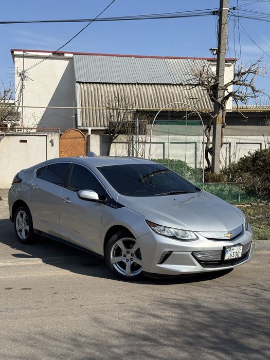 Chevrolet Volt 2 2016г.Plug-in Hybrid до90км на зарядке,до 5л.расход