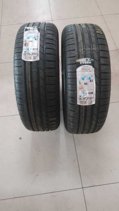 Пара нових шини 215/65R16 Nokian Wetproof suv