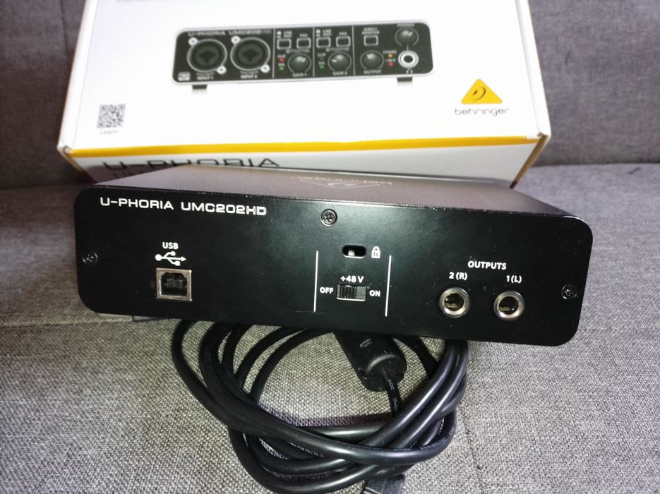 Interface de audio Behringer u-phoria umc202hd64738537935618122