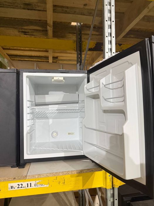 Міні-бар / міні-холодильник Indel B (Італія)