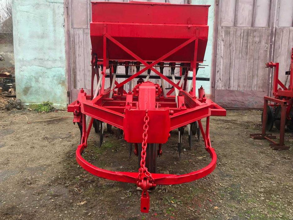 Продаємо зернові сівалки : СЗС-2,1;СТС-2.1;