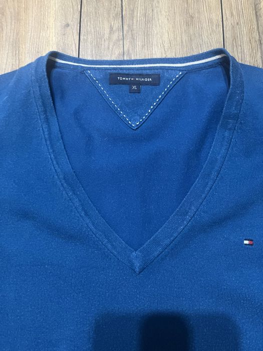 Bluzka sweterkowa z dekoltem w serek, Tommy Hilfiger