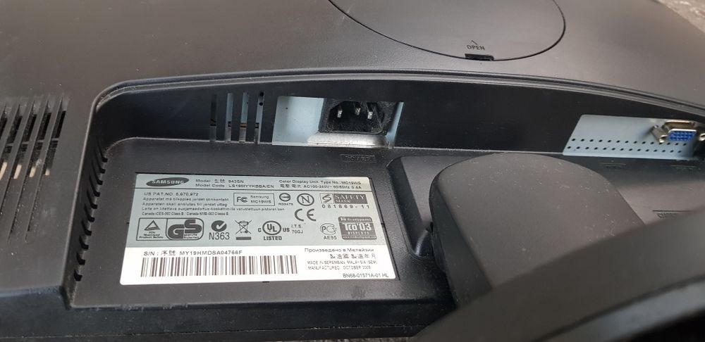 Монітор 18.5" Samsung SM-943SN LS19MYYKBBA