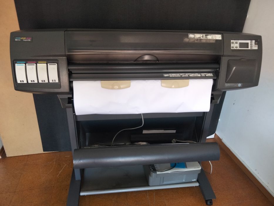 Vendo plotter  HP
