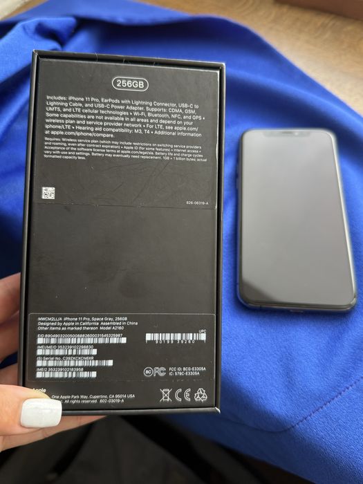 Продам  IPhone 11 Pro 256 Gb