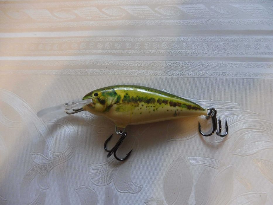 Wobler Dorado Invader 5cm 3,3g / kolor BS /tonący