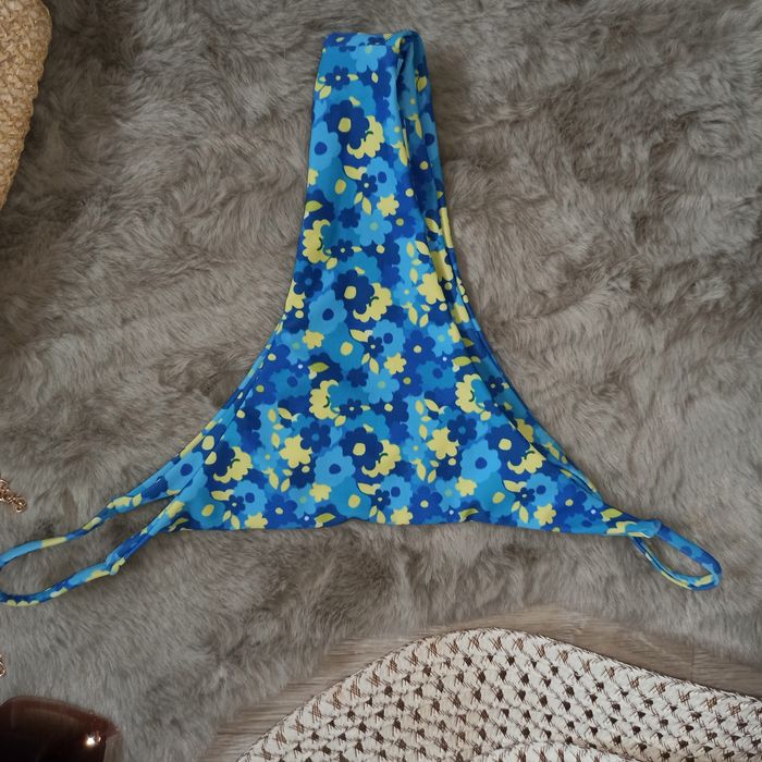 Shein. Dół od bikini, strój kąpielowy