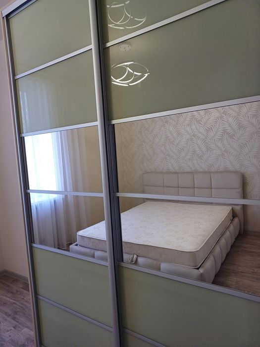 Продам 2 кв(Сертификат) АО сталинка центр, прописаных нет, документы г