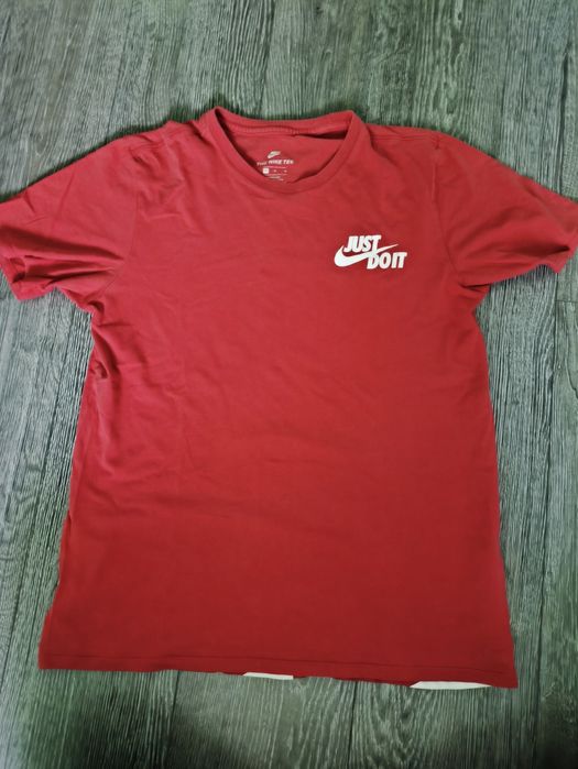 T-shirt Nike z napisem Just Do It
