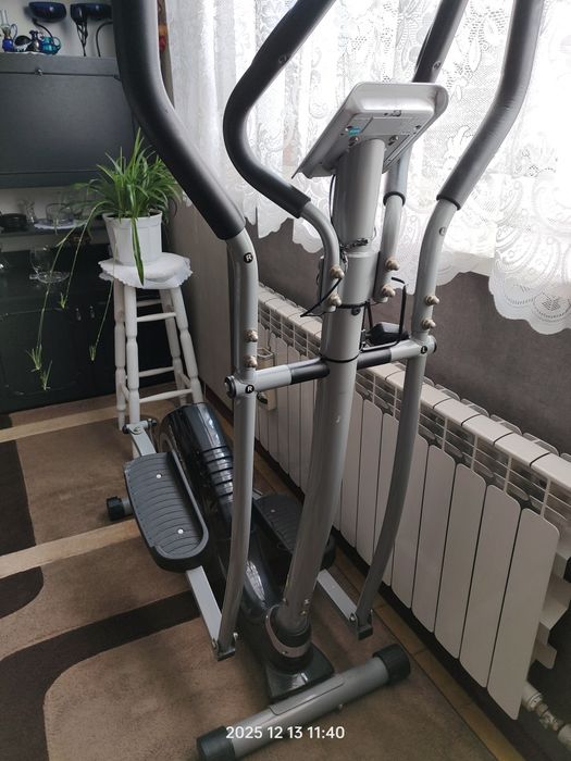 Orbitrek  przyrząd do ćwiczeń
