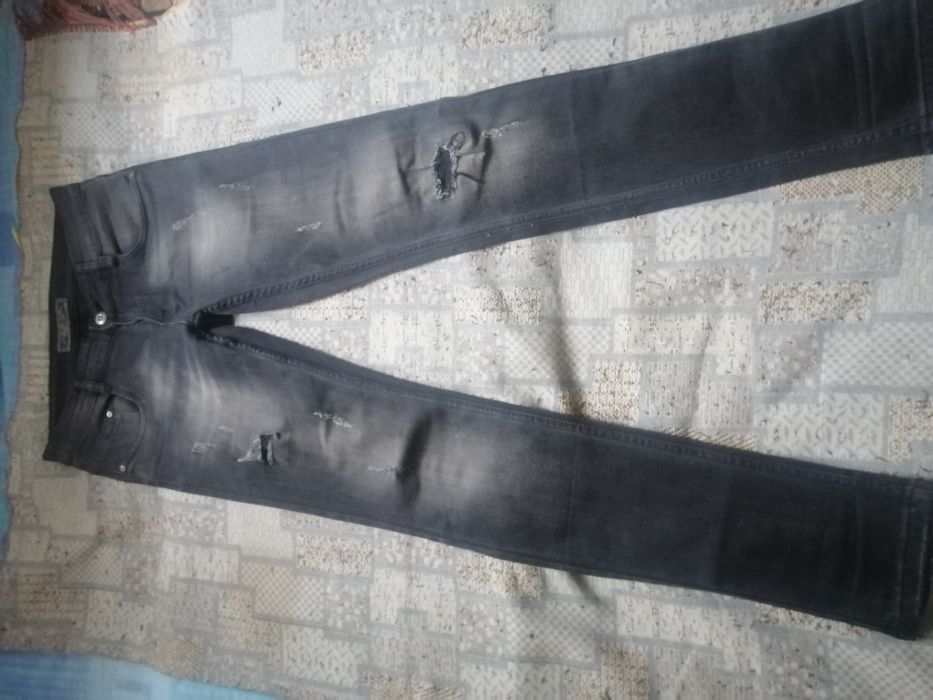 Джинси skinny в гарному стані