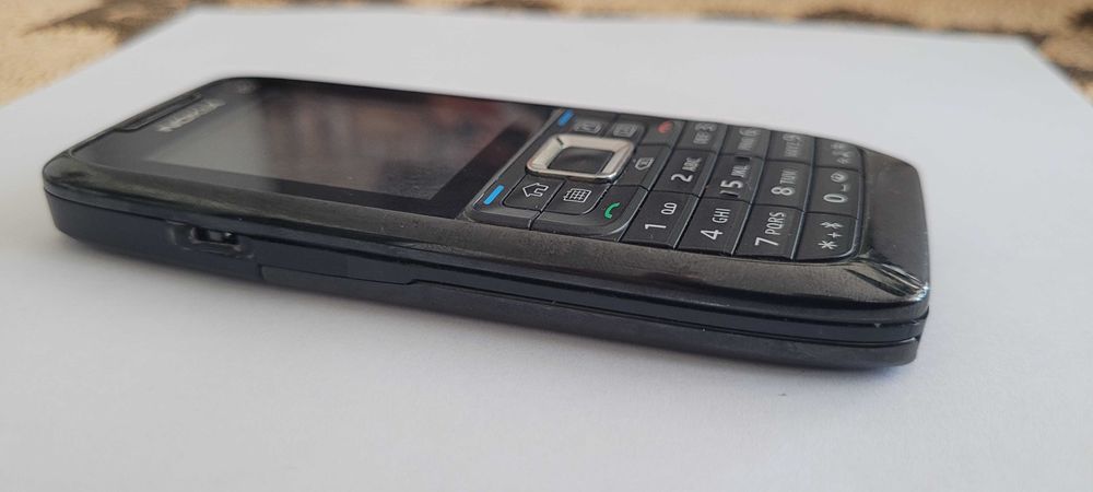 Telefon nokia e51 działa