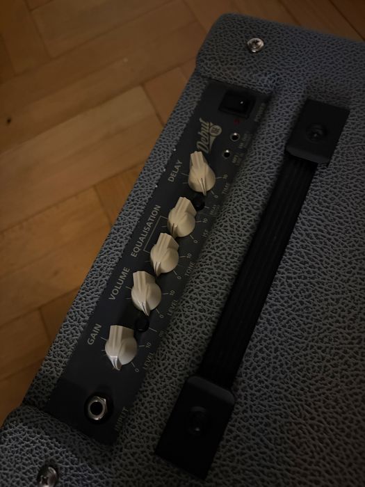 Wzmacniacz gitarowy Blackstar Debut 15e