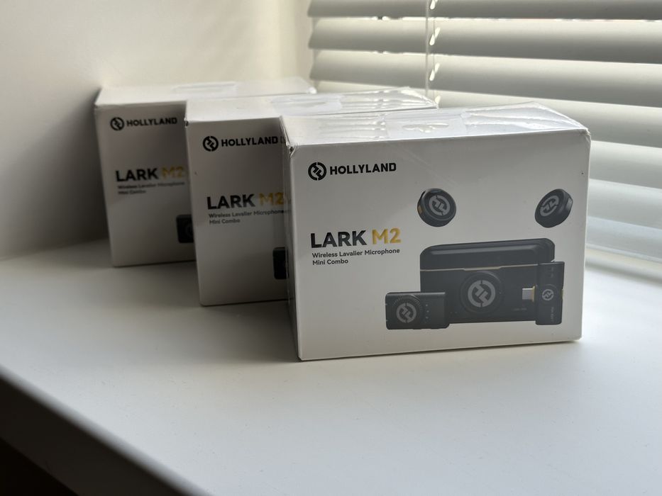 Hollyland Lark M2 mini Combo запаковані з пломбами