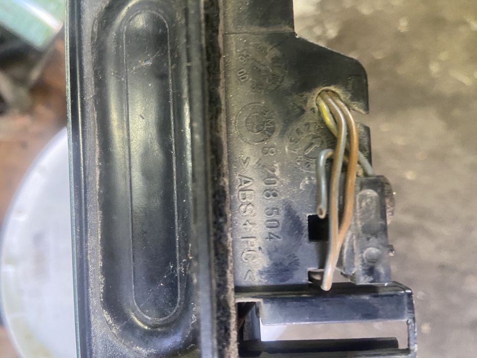 Рамка номера БМВ Е46