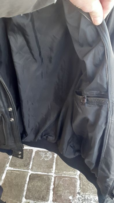 Mужская кожаная куртка-бомбер IXS Швейцария черного цвета.EU 54.