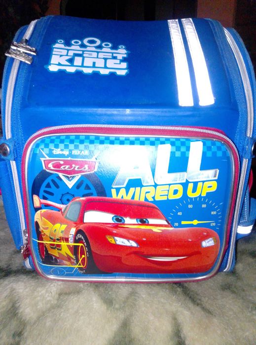 Рюкзак школьный для мальчика.