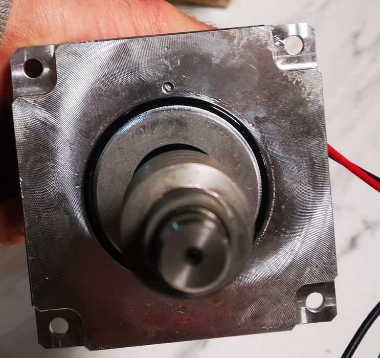 Silnik Mp56m i zasilacz do bramy Tousek