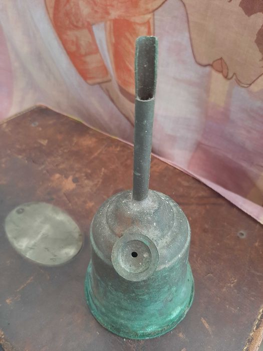 Lata vintage de óleo (muito antiga)