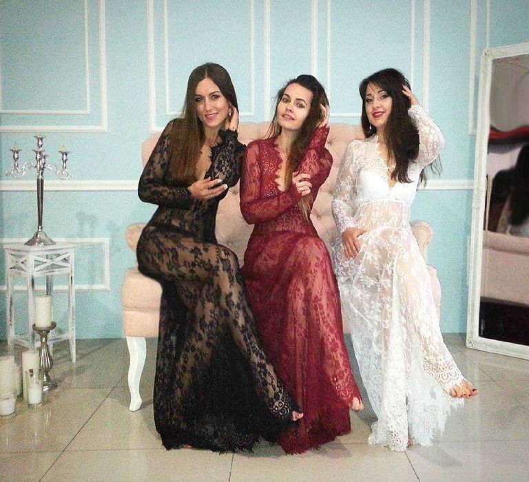 Продаю колекцію дитячих та жіночих суконь для проката та фотосесій