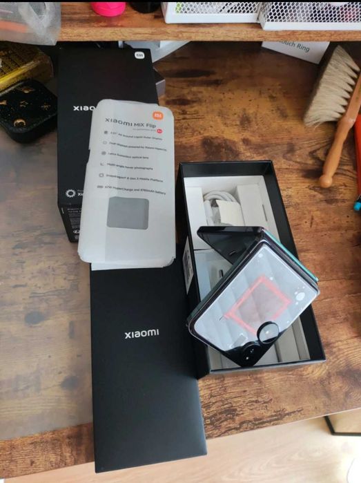 Xiaomi Mix Flip Global