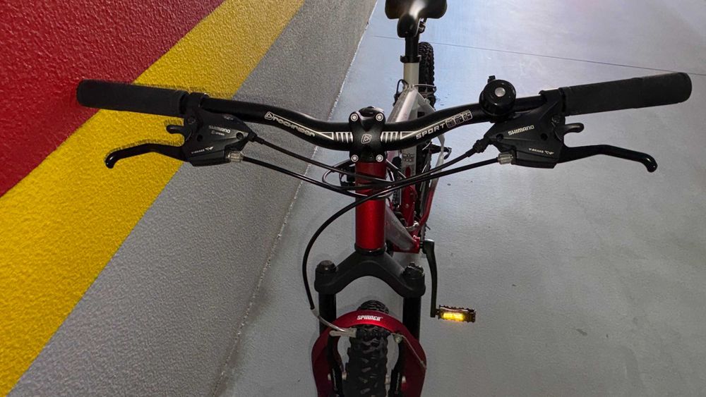 Bicicleta RockRider Montanha - Roda 26 - Vermelha e Branca