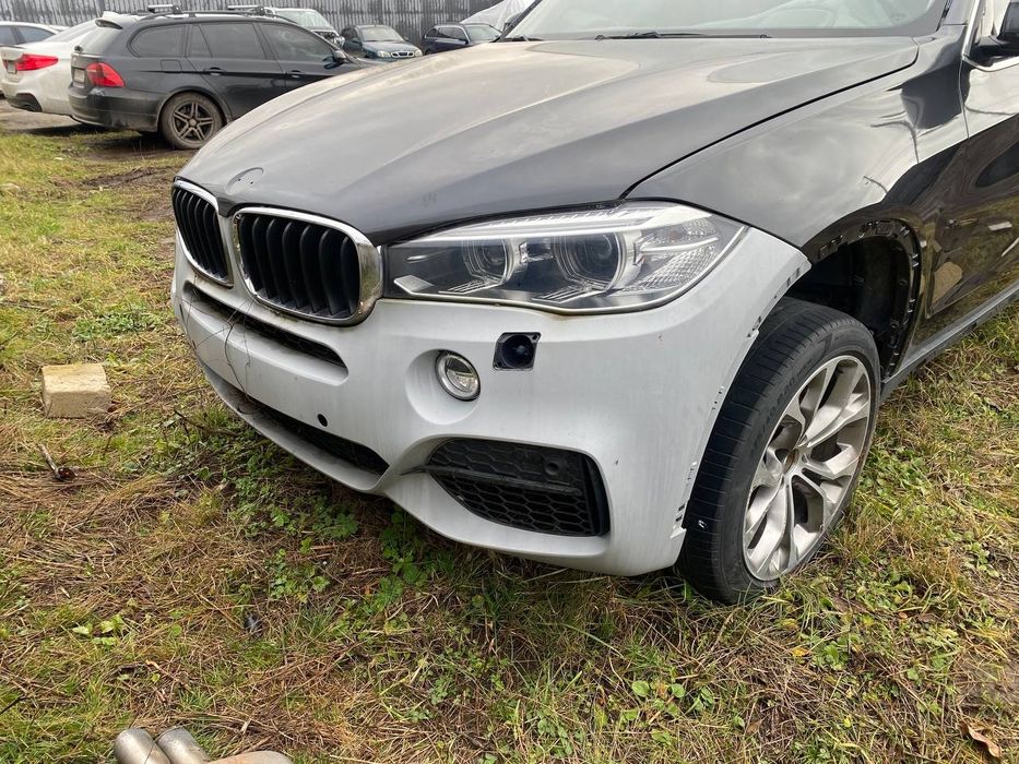 BMW X5 5.0i V8 500лс  Обмен на авто или недвижимость