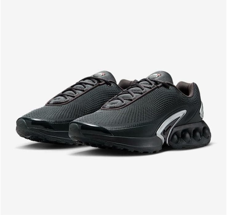 Чоловічі оригінальні кросівки Nike Air Max DN