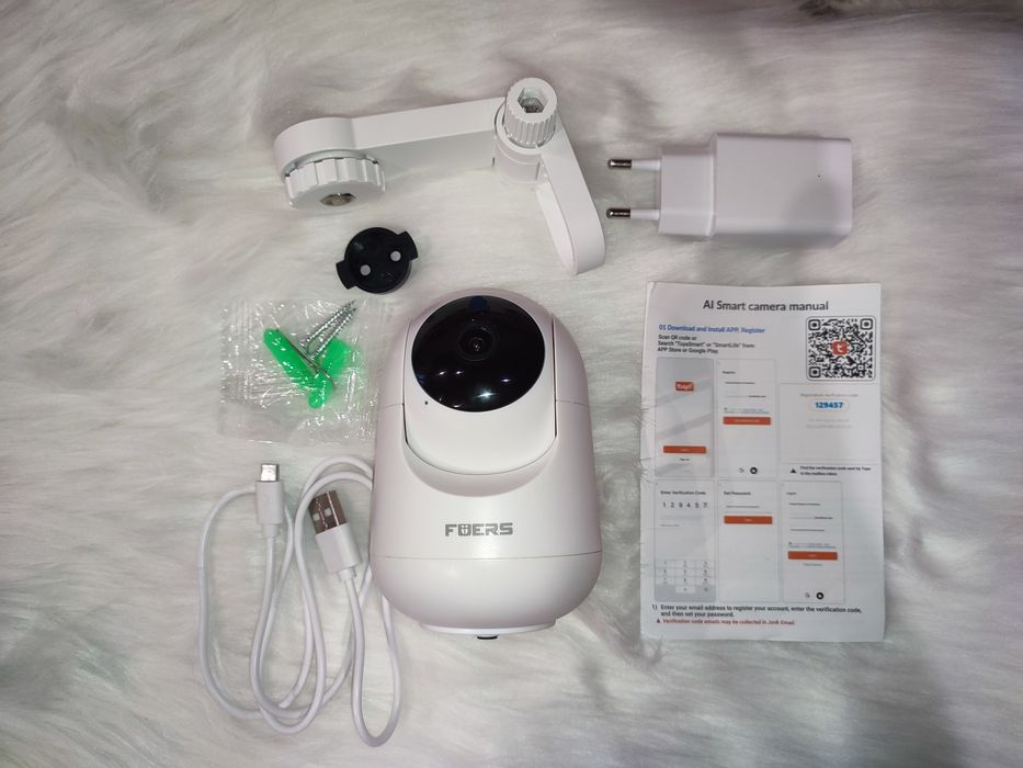 Розумна IP-камера Fuers, підтримує сервіс Tuya