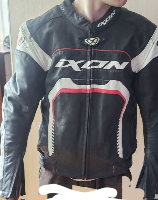 Skórzana kurtka motocyklowa IXON 50 L