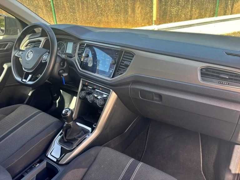 VW   T-Roc 1.0 TSI Style 49000 km