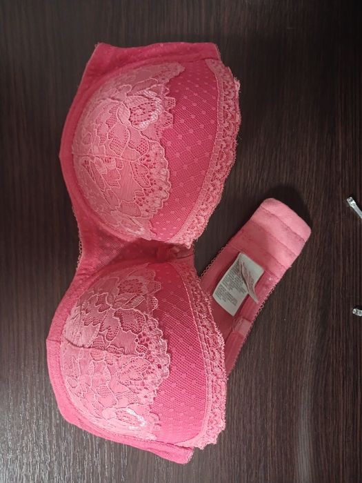 Червоний бюст+подарунок