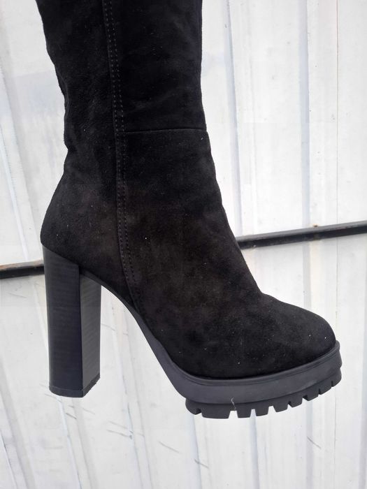 Жіночі замшеві ботфорти,високий каблук,38р.