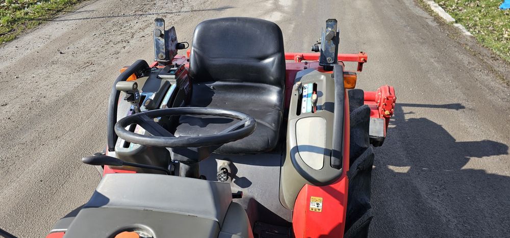 Японський Трактор мінітрактор Yanmar AF 250