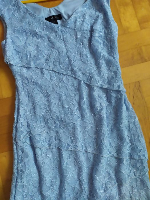 Koronkowa sukienka