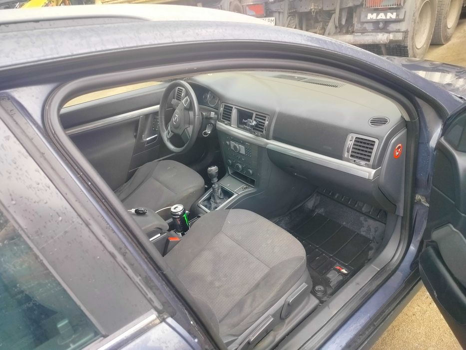 Opel vektra 2005