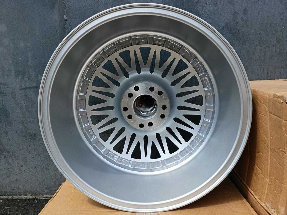 Felgi 18cali BBS BMW E46 E90 E91 E24 E34 E38 E39 E60 5x120 nr823H