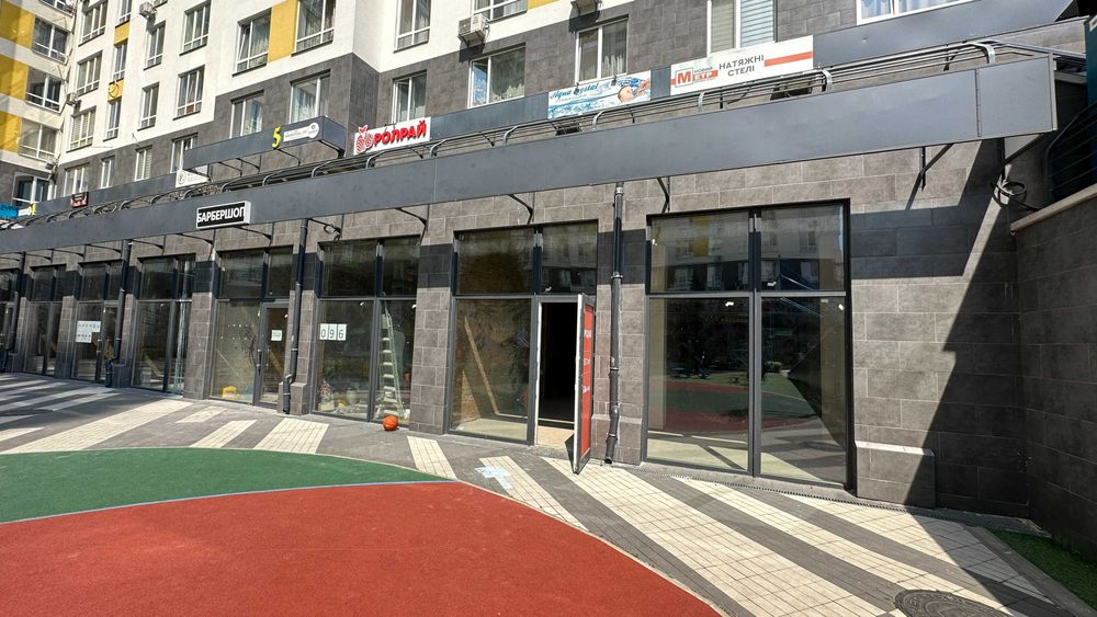 Продам просторе приміщення 141м2. Активний трафік