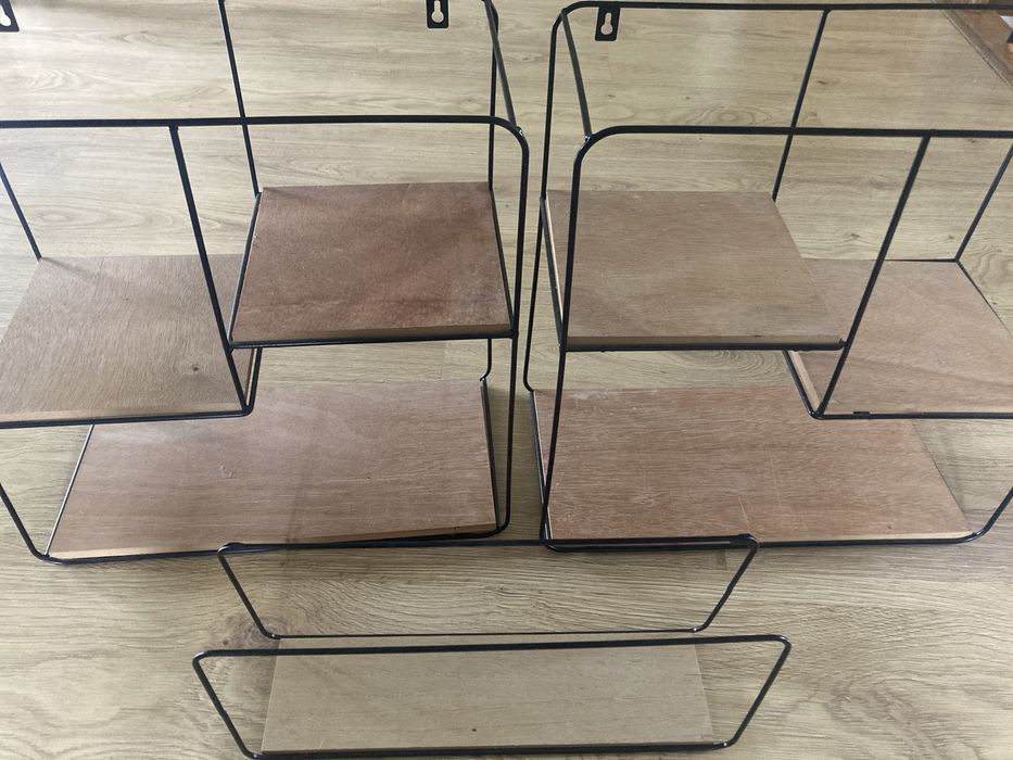 Półki do zawieszenia