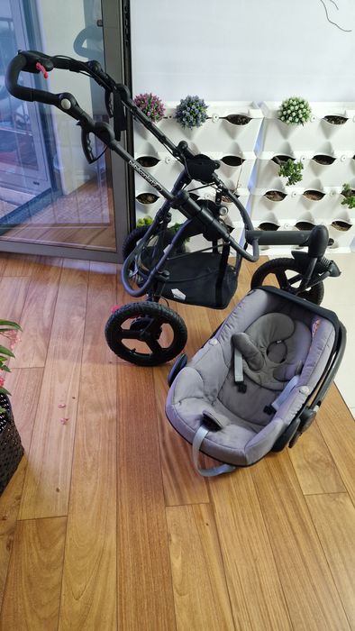 Carrinho bebeconfort 3 em 1 + isofix com pé + adaptador + babycoque